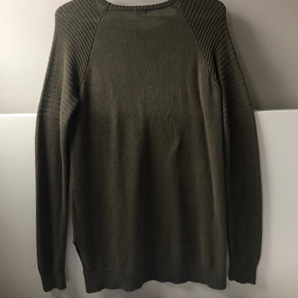 Garage: Deep-Green Sweater🌲 - Picture 3 of 7